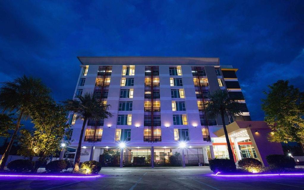 B2 Mae Sot Boutique & Budget Hotel Exterior foto